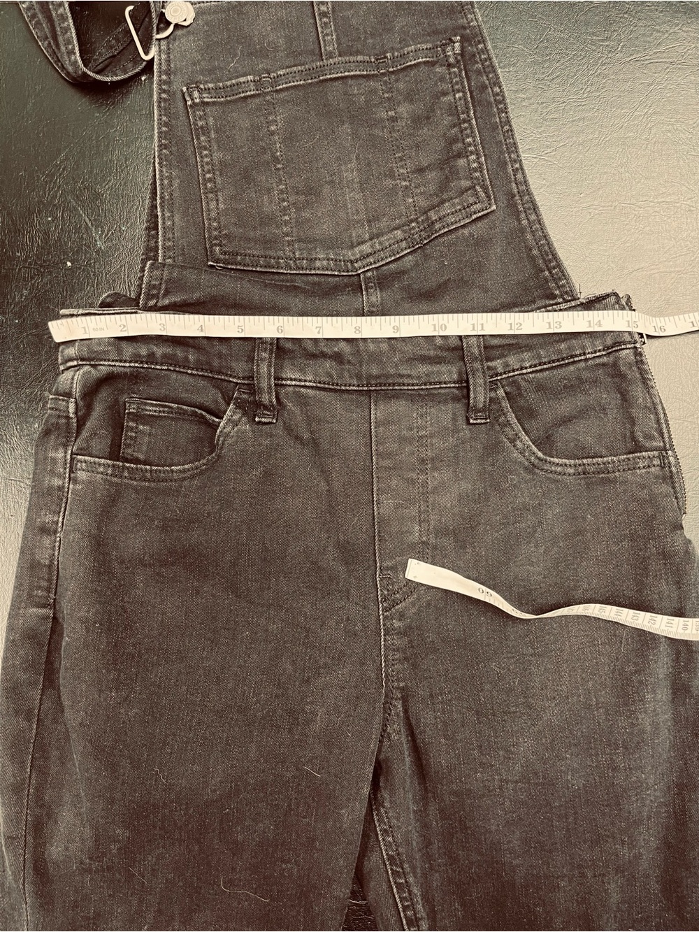 Levi’s black denim overalls size 30 - Picture 8 of 9